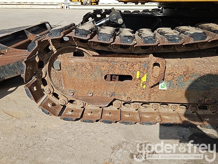 2015-caterpillar-303e-cr-image-23