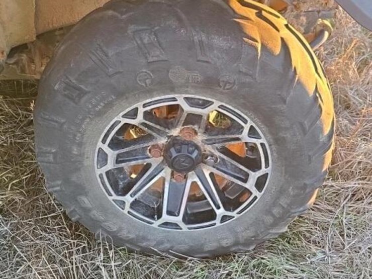 2014-kubota-rtv-x1120-image-13