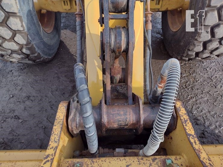 2006-caterpillar-930g-image-17