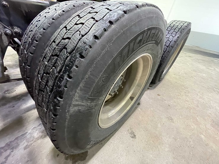 #6227-•-2018-freightliner-cascadia-day-cab-semi-truck-(title-in-delay)-image-61