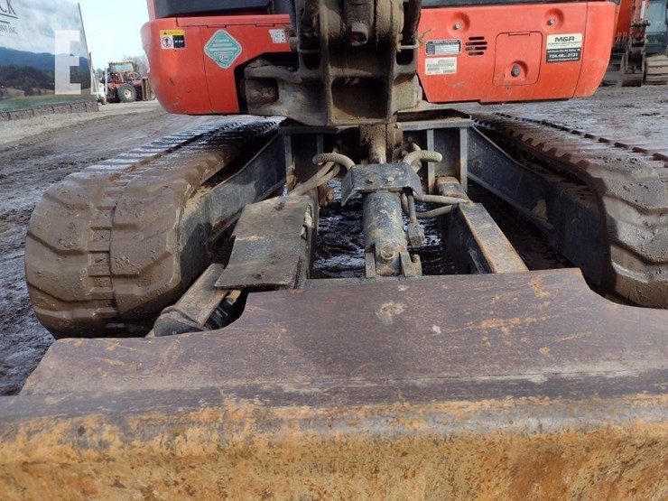 2017-kubota-kx040-4-image-23