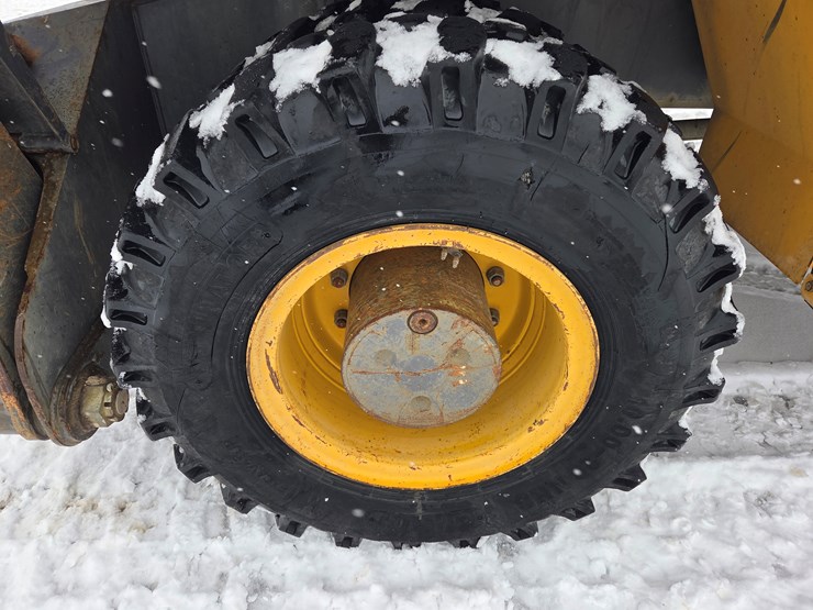 2010-volvo-ew180c-image-77