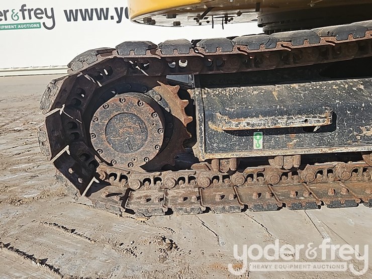 2022-caterpillar-315-gc-image-9