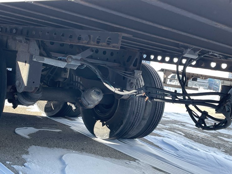 2022-stoughton-trailer-image-17