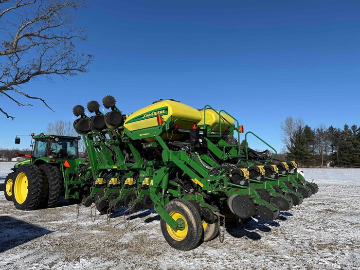 john-deere-1790-ccs-image-2