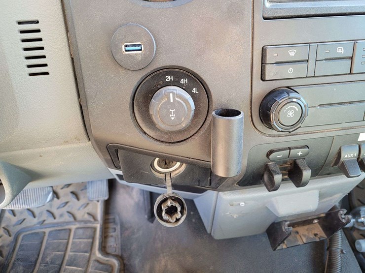 2016-ford-f350-sd-image-11