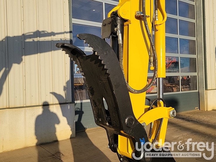 2024-komatsu-pc55mr-image-22