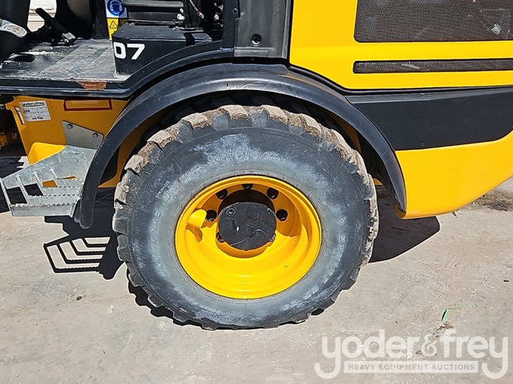 2023-jcb-407-image-18