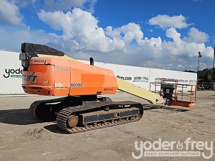 2016-jlg-600sc-image-5