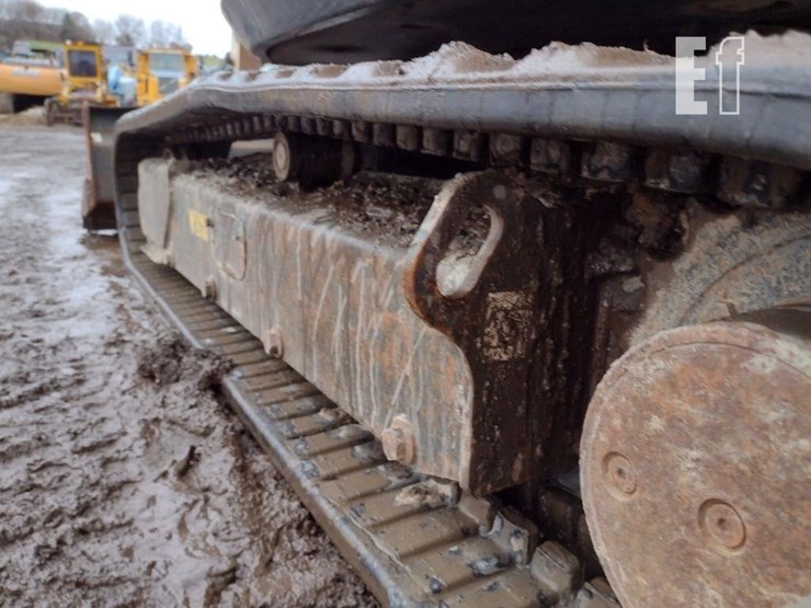 2014-bobcat-e35-image-30