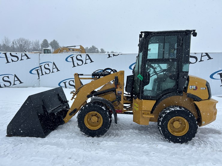 caterpillar-903d-image-2