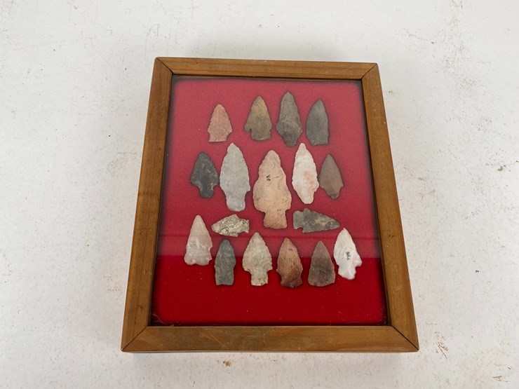 #89-•-#5154-•-(17)-framed-native-american-artifacts-image-1