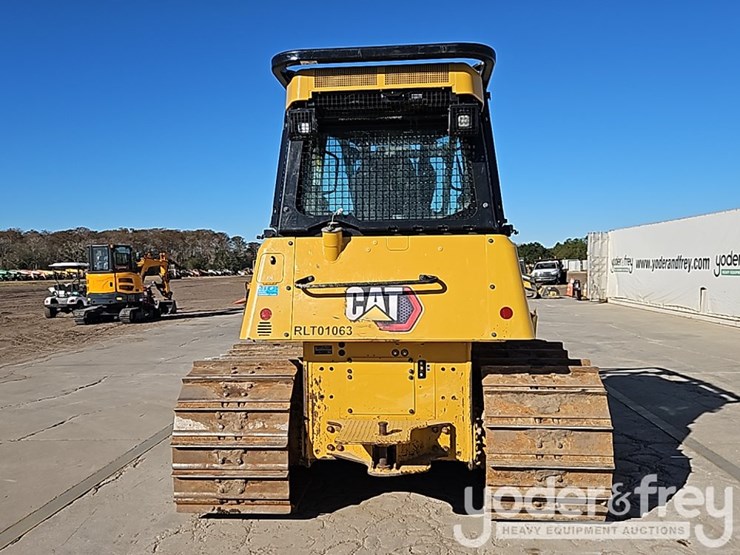 2023-caterpillar-d4-image-25