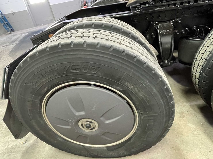 #6224-•-2022-freightliner-cascadia-semi-truck-(title-in-delay)-image-50