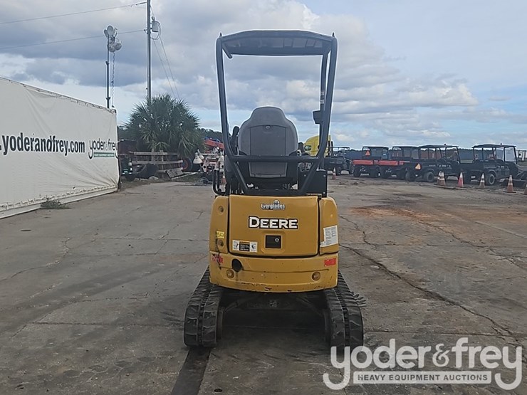 2018-deere-17g-image-20