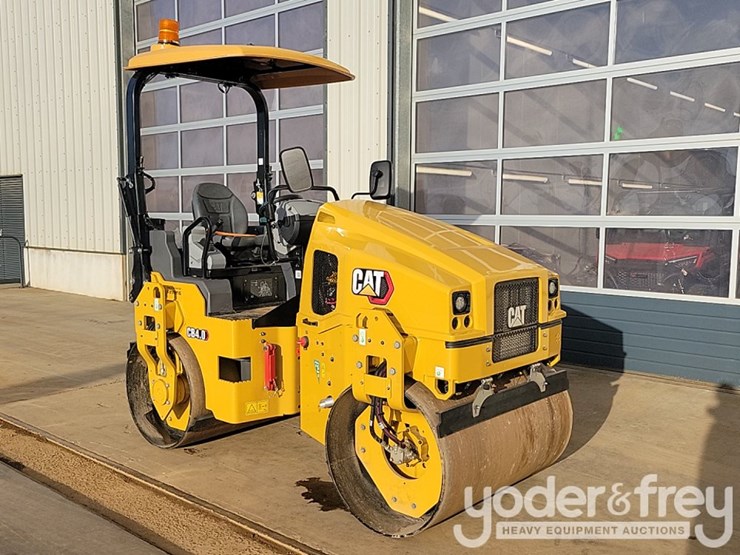 2025-caterpillar-cb4.0-image-7