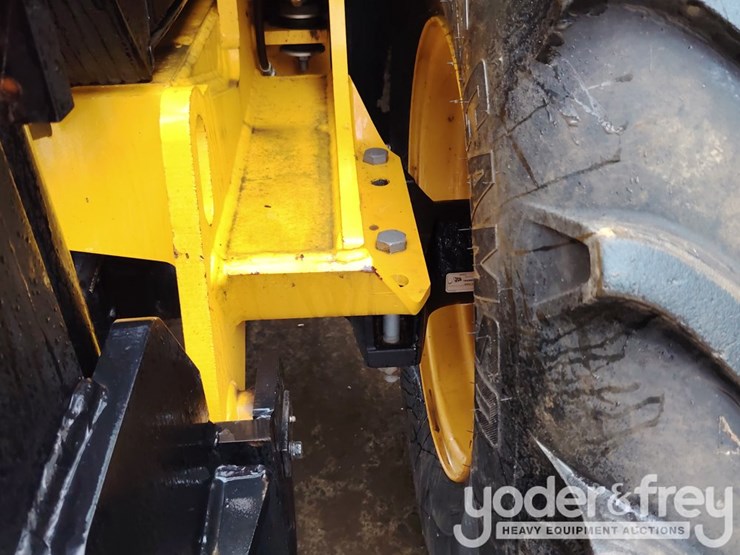 jcb-930-image-25