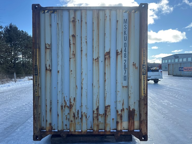 #5015-•-40’-shipping-container-image-3