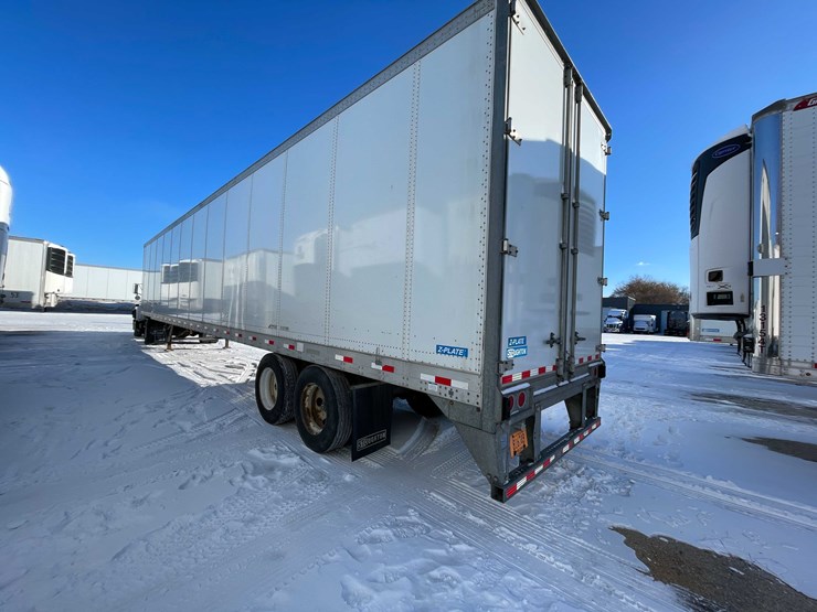 2019-stoughton-trailer-image-7