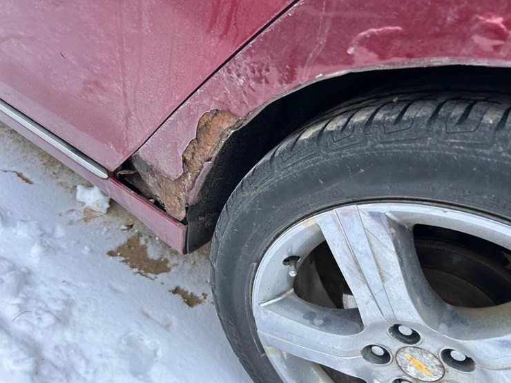 2011-chevrolet-malibu-sedan-image-7