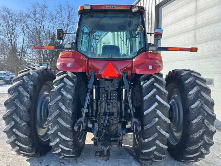 2009-case-ih-magnum-335-image-18