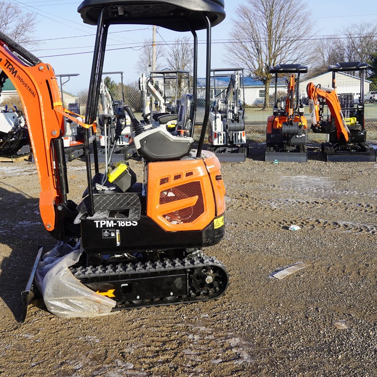 #1204 • 2025 TPM-18BS Mini Hydraulic Excavator