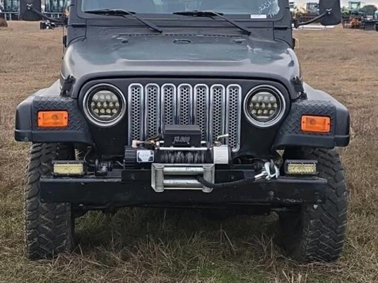 1997-jeep-wranger-4wd,-s/n-1j4fy29p0vp543954:-4-cyl-gas-eng.,-hard-top,-bikini-top,-13000-lb.-winch-image-2