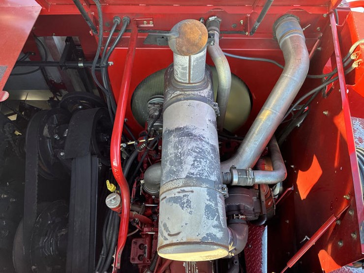2010-case-ih-6088-image-64