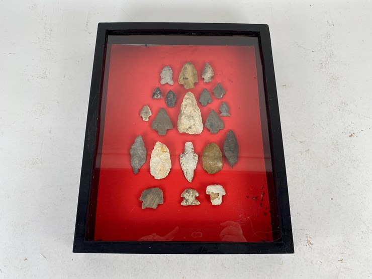 #92-•-#5157-•-(20)-framed-native-american-artifacts-image-1