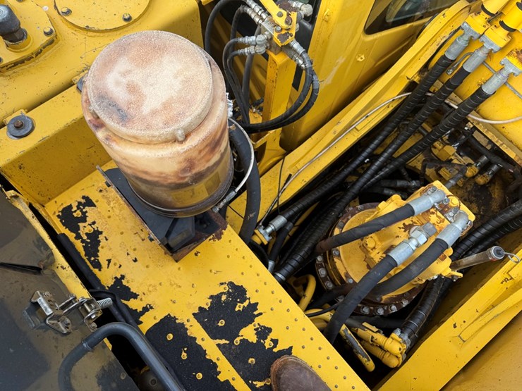 komatsu-pc490-lc-11-image-181