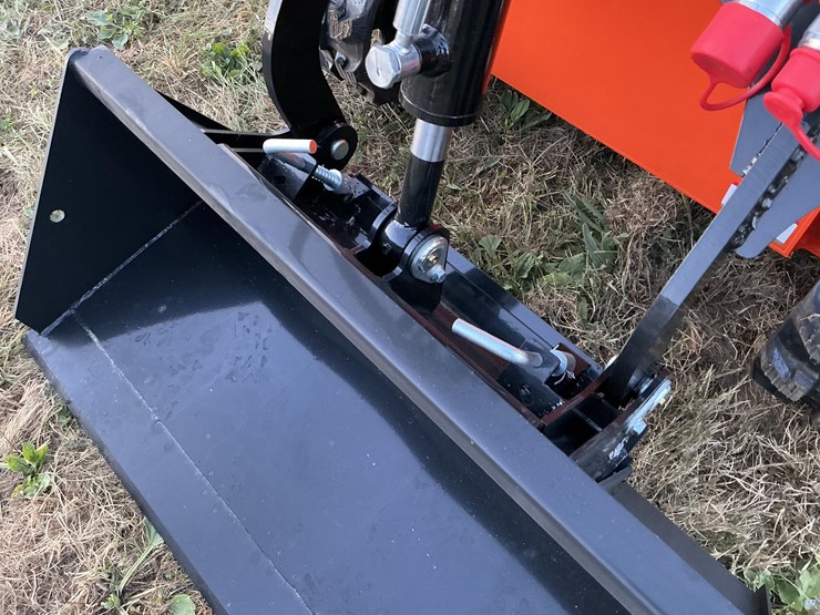 #1004-•-unused-future-ft36c-skid-steer-loader-image-11