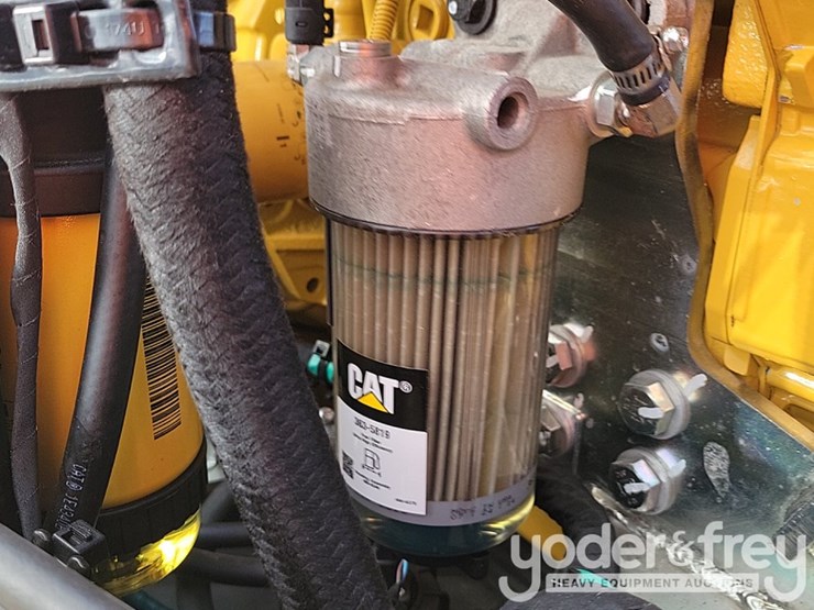 2025-caterpillar-cb4.0-image-16