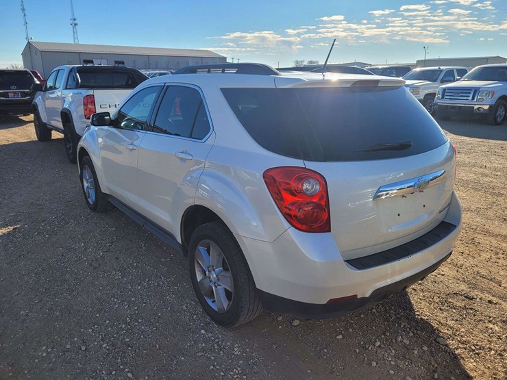 2013-chevrolet-equinox-lt-image-4