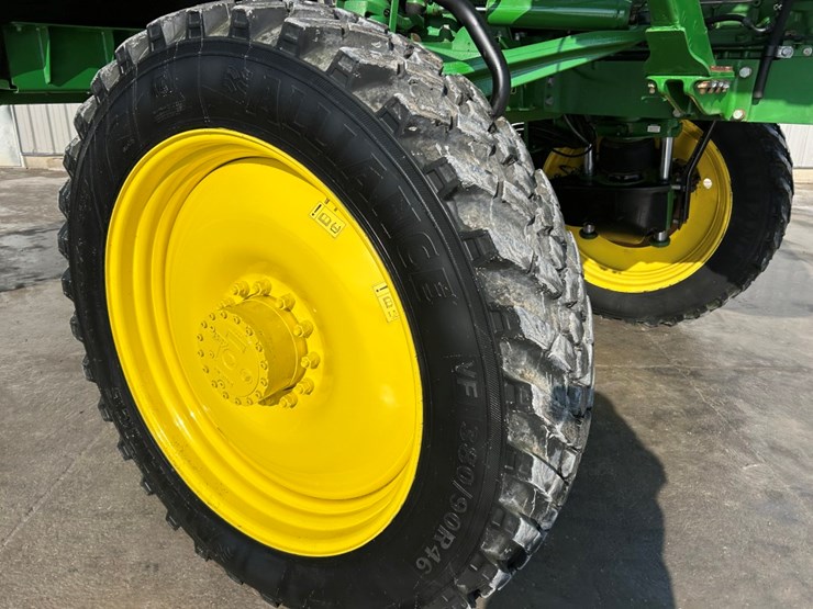 2015-john-deere-r4030-image-75