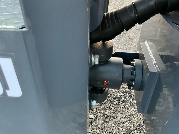 #1253-•-unused-future-ft1000-ride-on-road-roller-image-18