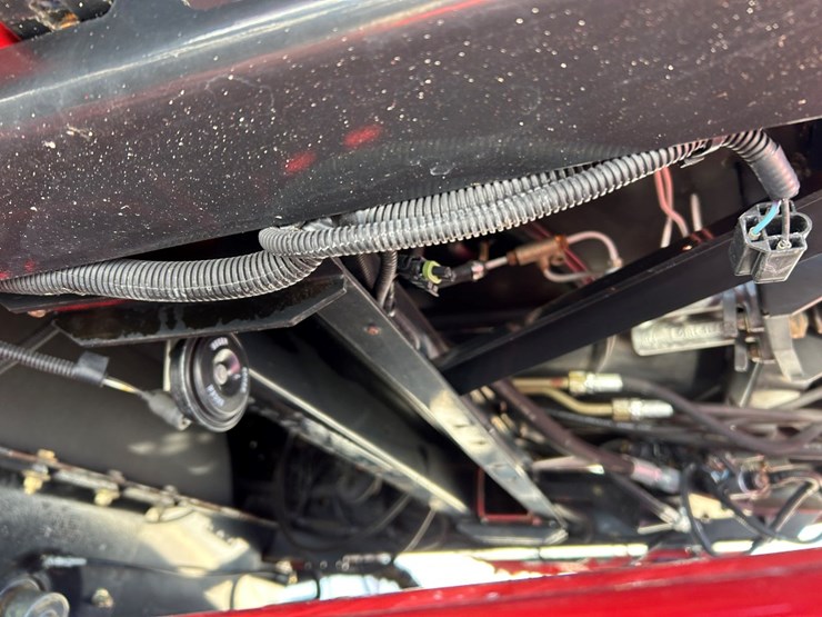 2007-case-ih-7010-image-98