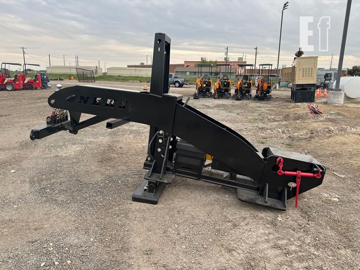 2025-neks-fifth-wheel-wrecker-attachment-image-2