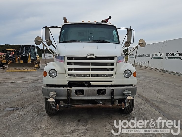2007-sterling-lt7500-image-11