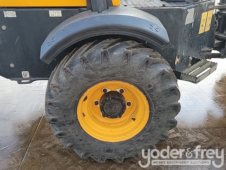 2018-jcb-3tft-image-14