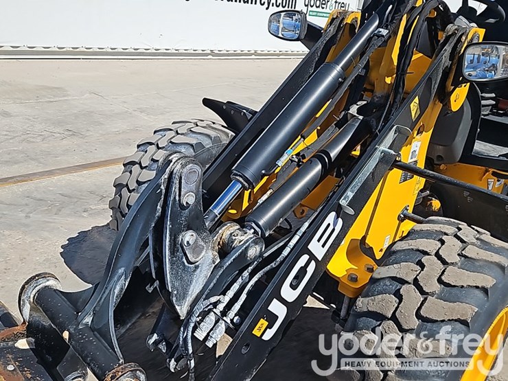 2023-jcb-407-image-15