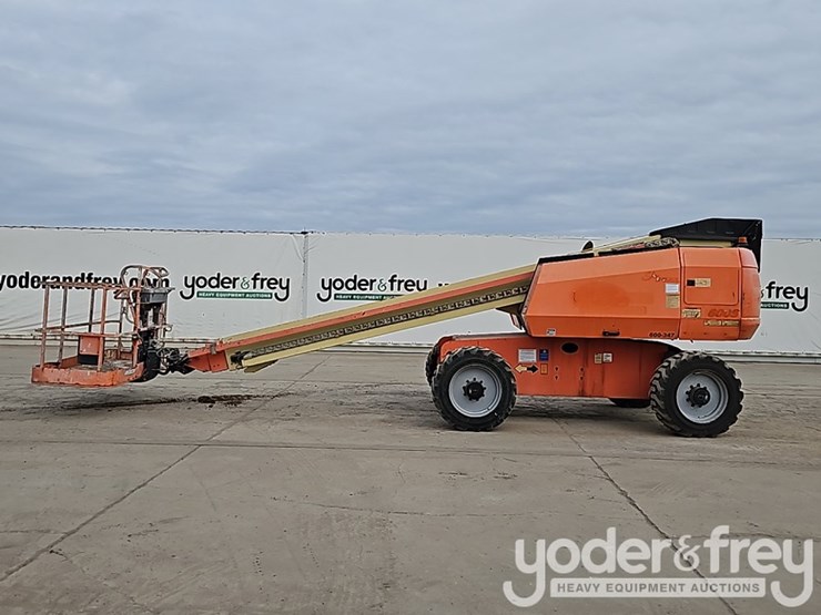 2015-jlg-600s-image-3