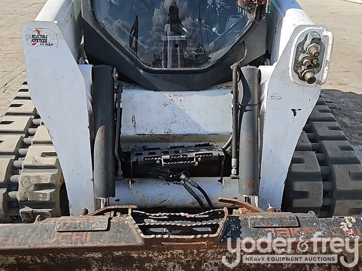 2019-bobcat-t870-image-15