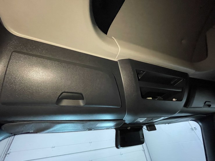 #6223-•-2022-freightliner-cascadia-semi-truck-(title-in-delay)-image-74