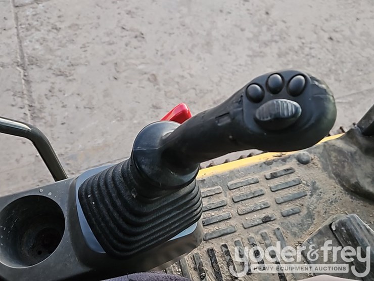 2021-komatsu-pc360-lc-11-image-39