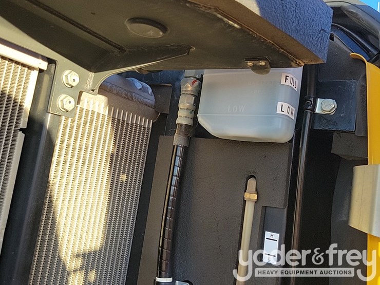 2024-komatsu-pc55mr-image-43