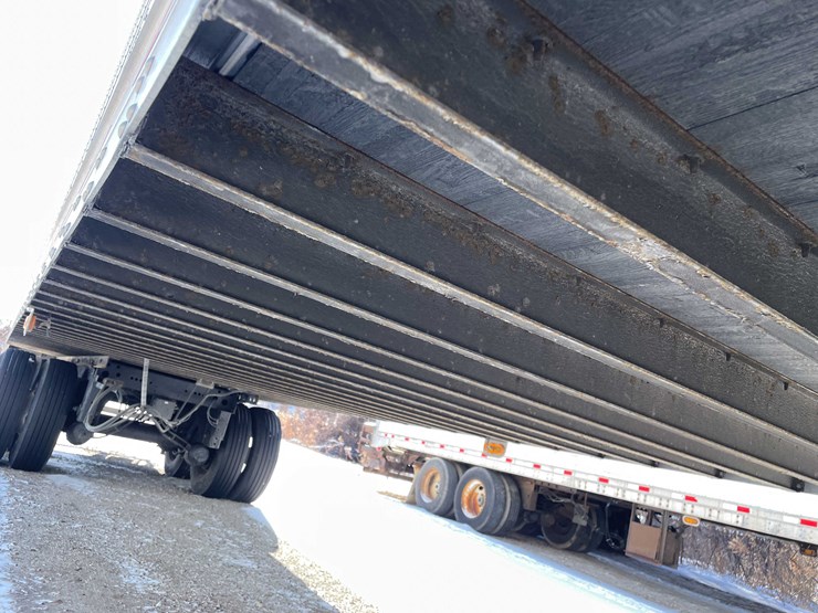 2022-stoughton-trailer-image-17