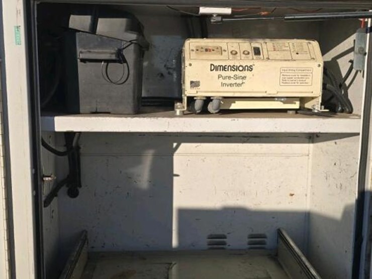 2012-ford-f550-image-9