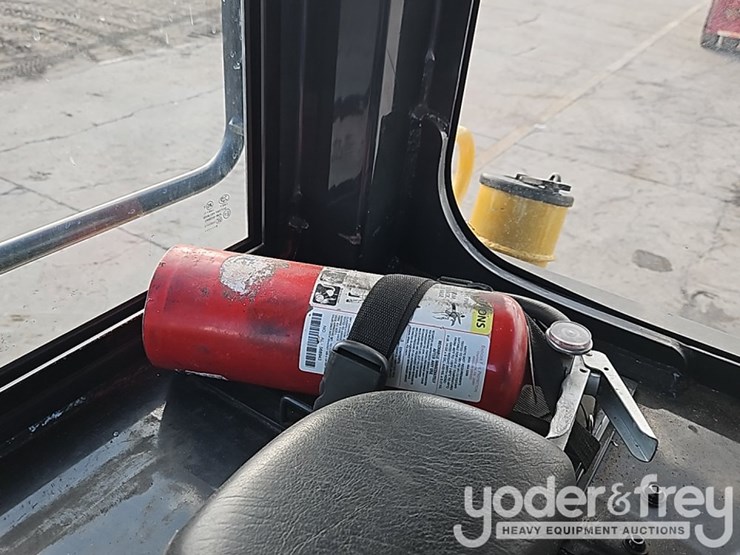 2021-komatsu-d51px-24-image-32