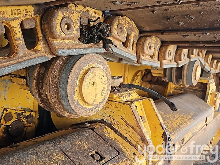 2018-deere-700k-lgp-image-21