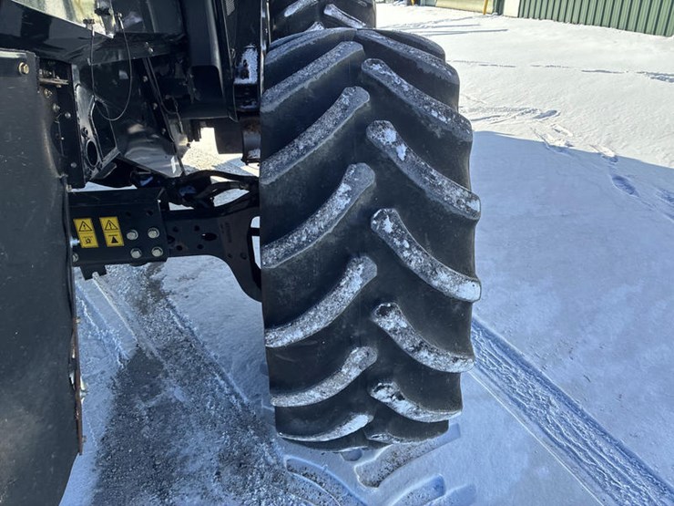 2010-case-ih-6088-image-48